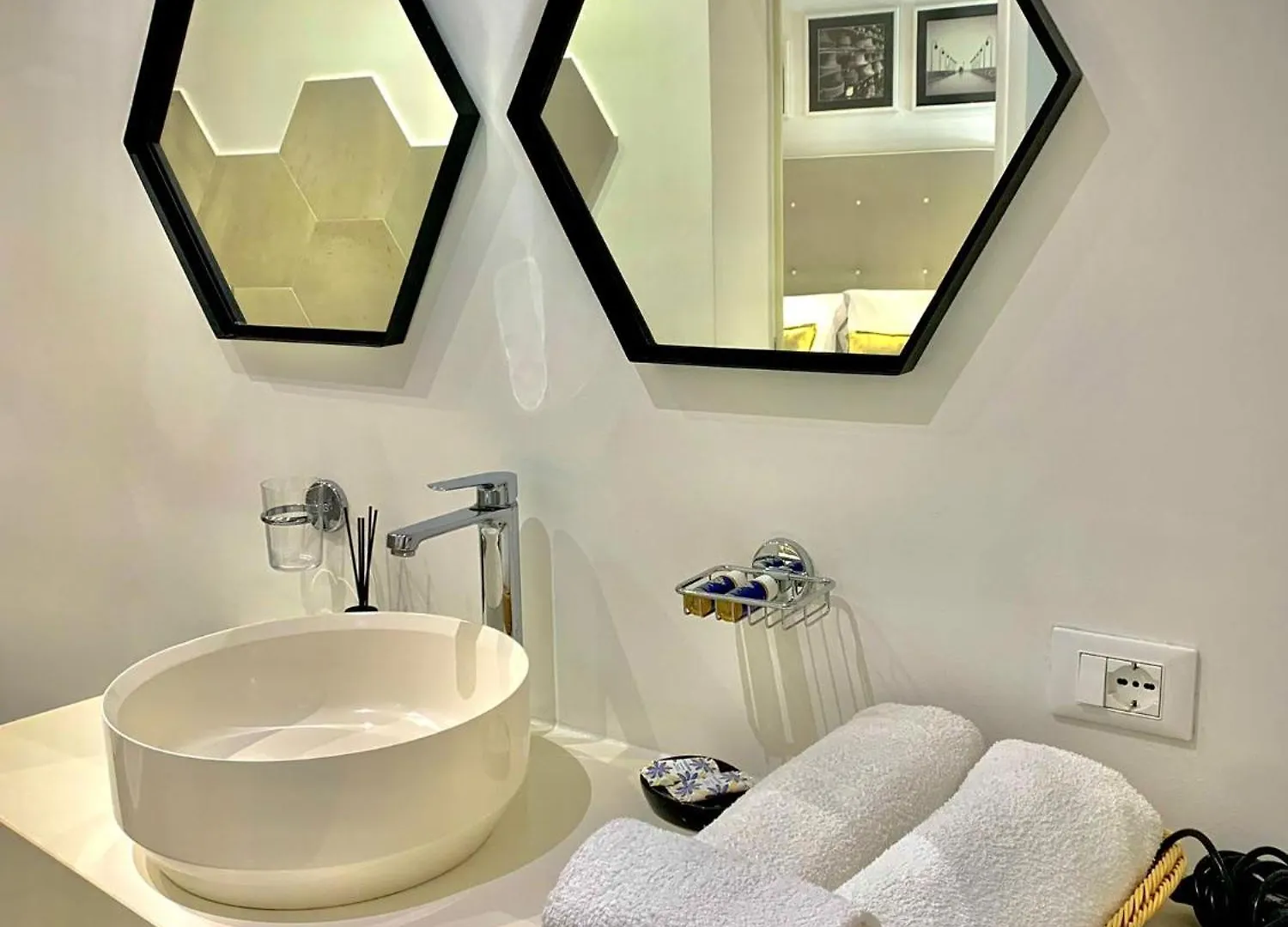 Normanni 5 Rooms & Apartment Palermo